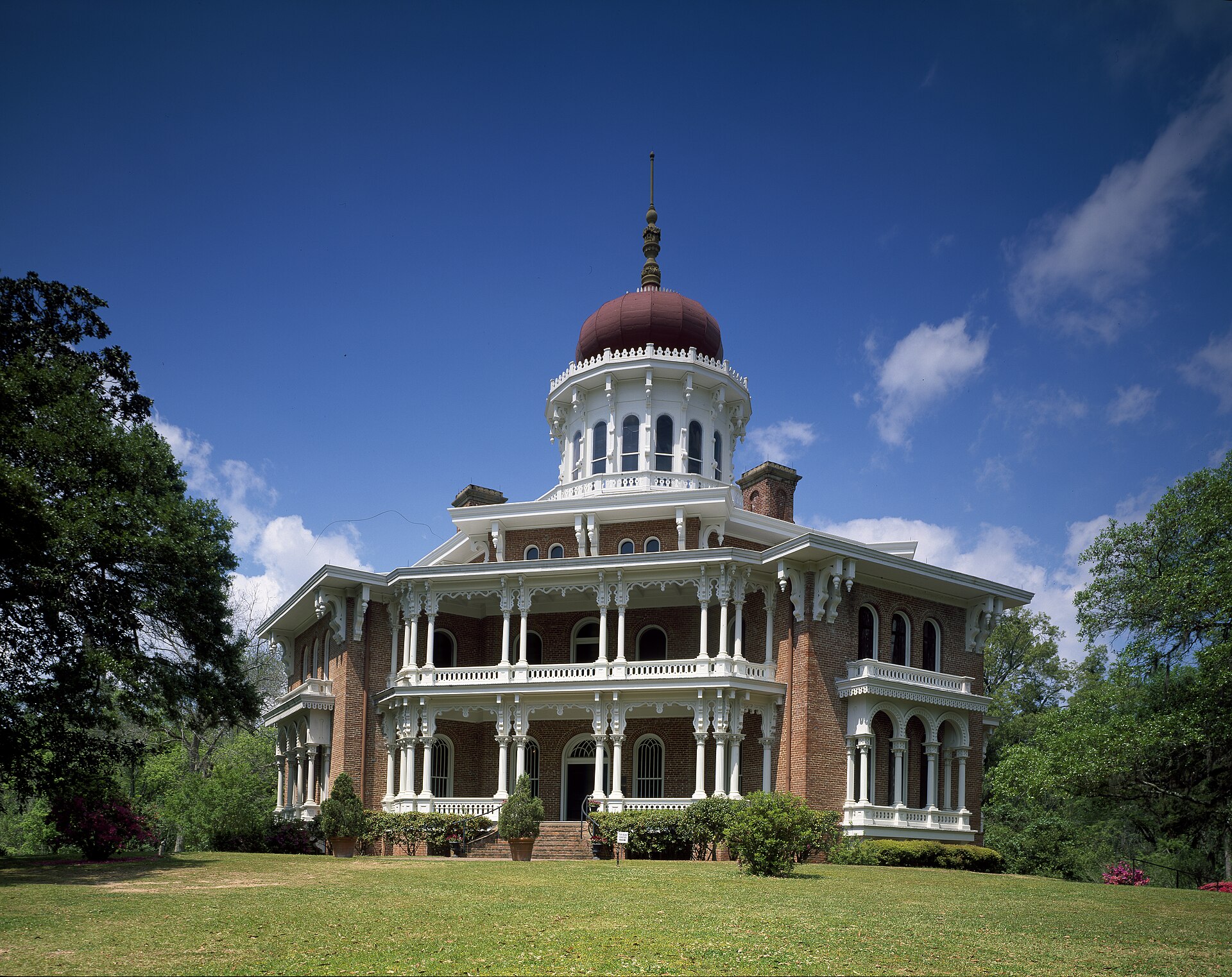 Longwood mansion in Natchez